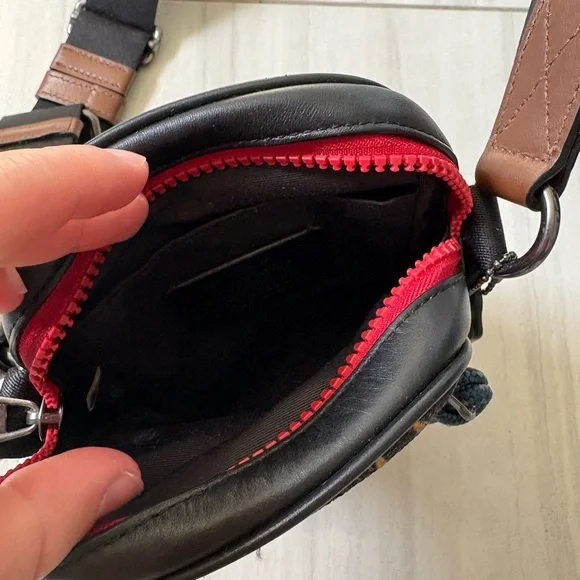 Coach Animal Print Crossbody Bag w/red zippers - Picture 5 of 8